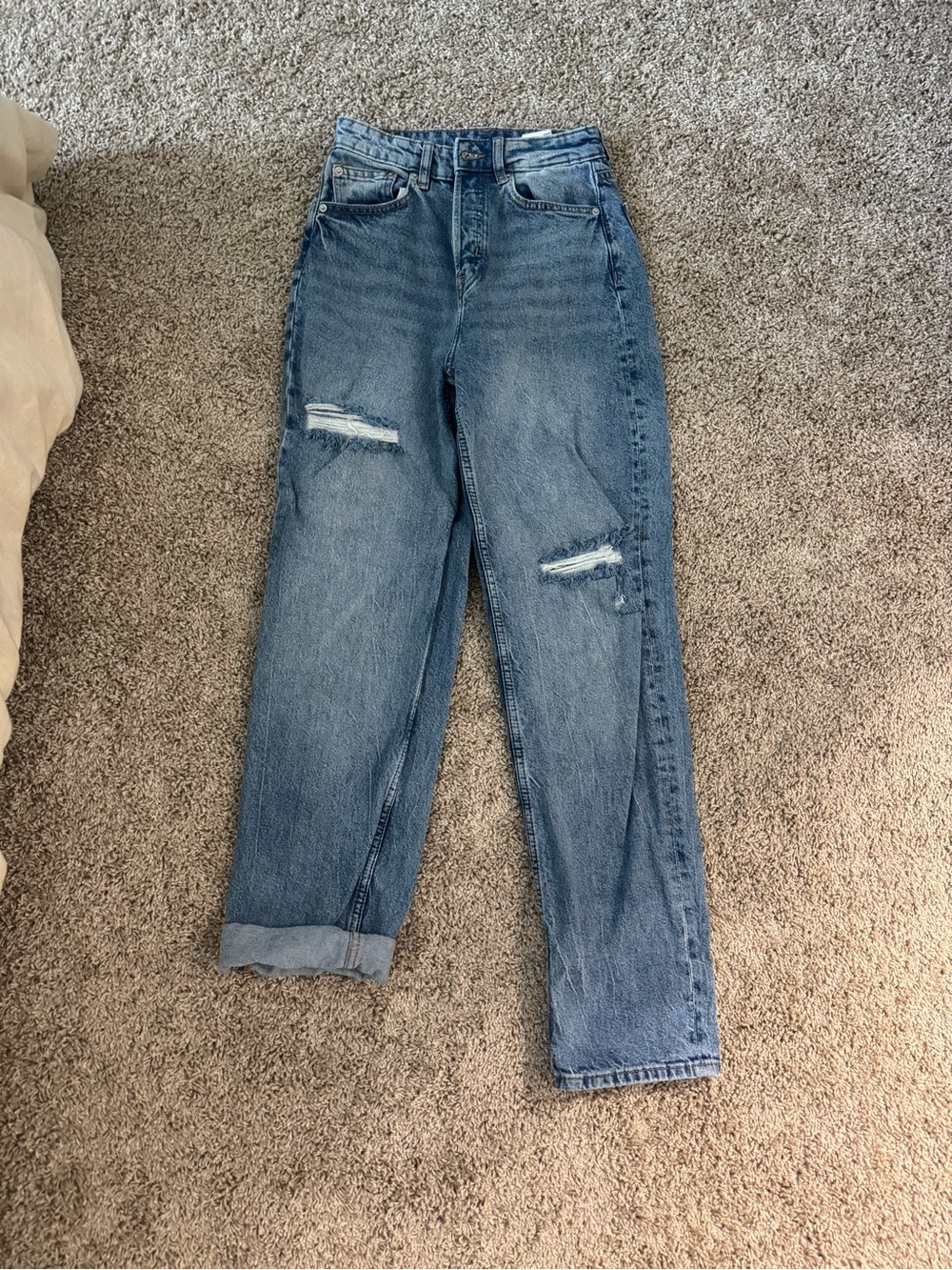 H&M Light Blue Boyfriend Jeans with Knee Rips